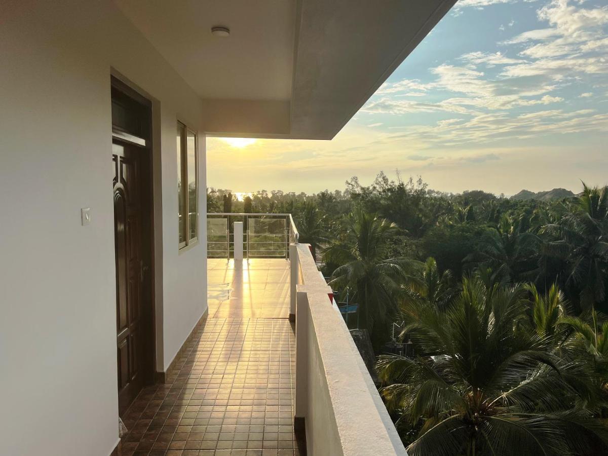 Martins Crest Hotel Patnem Beach Luaran gambar